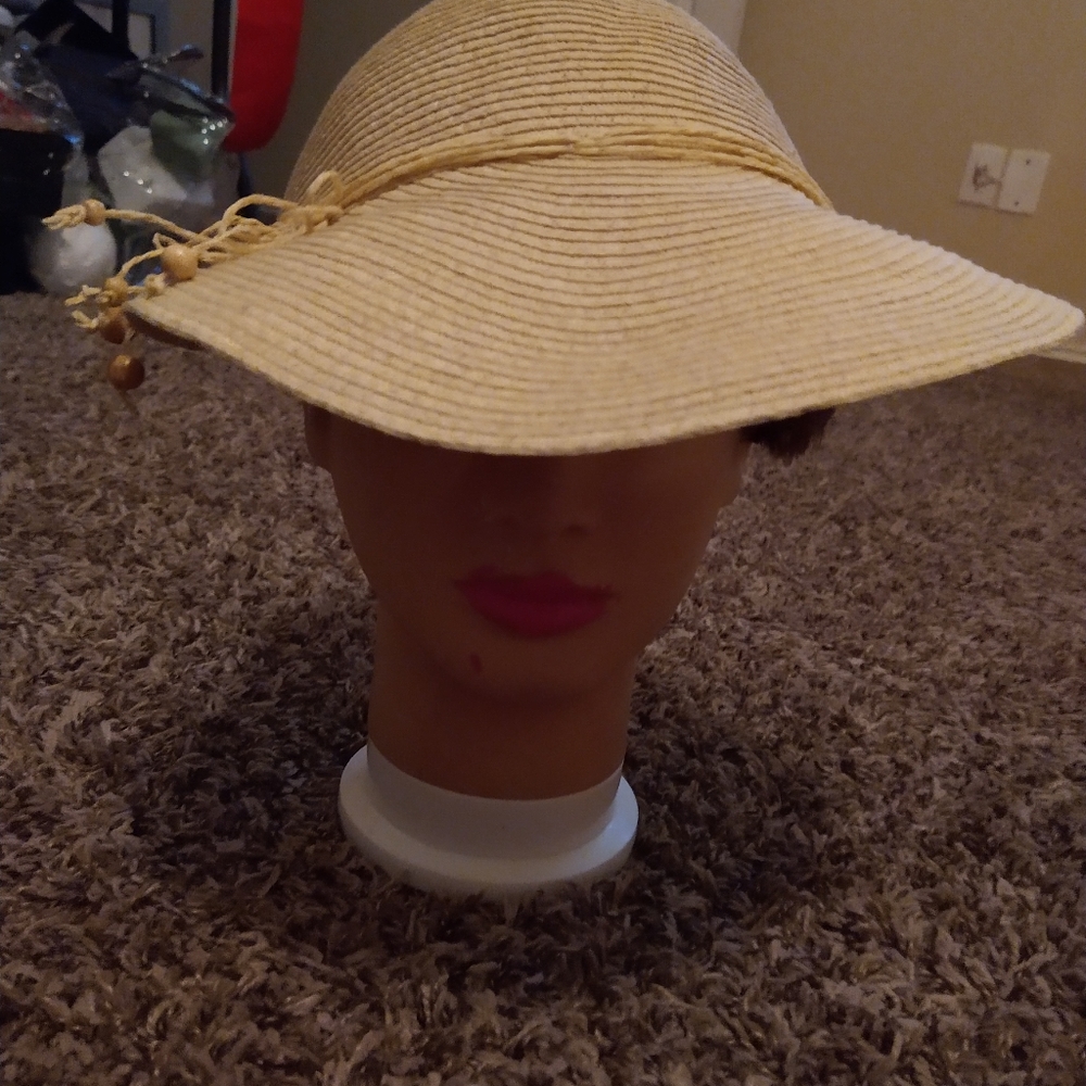 Straw hat